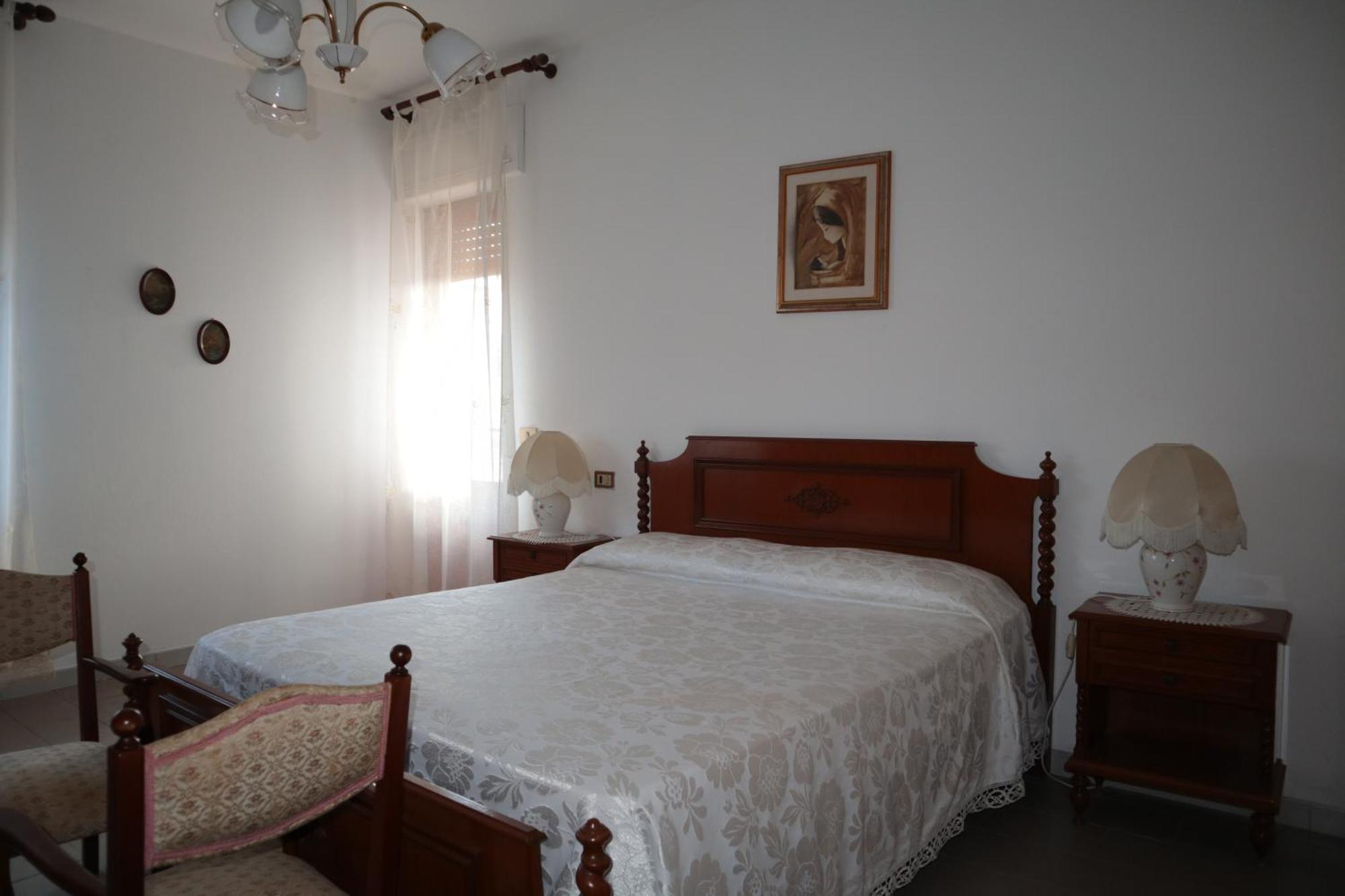 Appartamento Via Oristano บูโดนี ภายนอก รูปภาพ